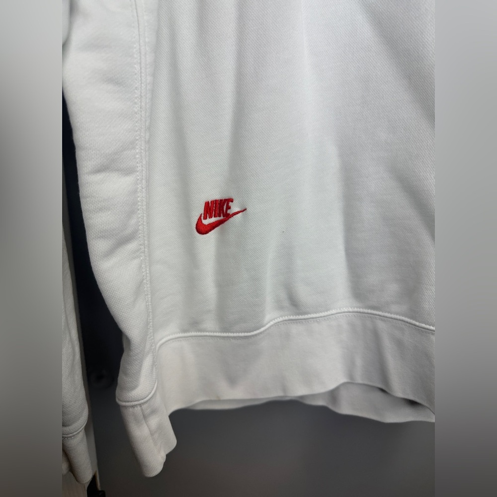 Nike Men's White Crewneck Multicolor Swoosh Embroidered Logos XXL Sweatshirt - Picture 6 of 10